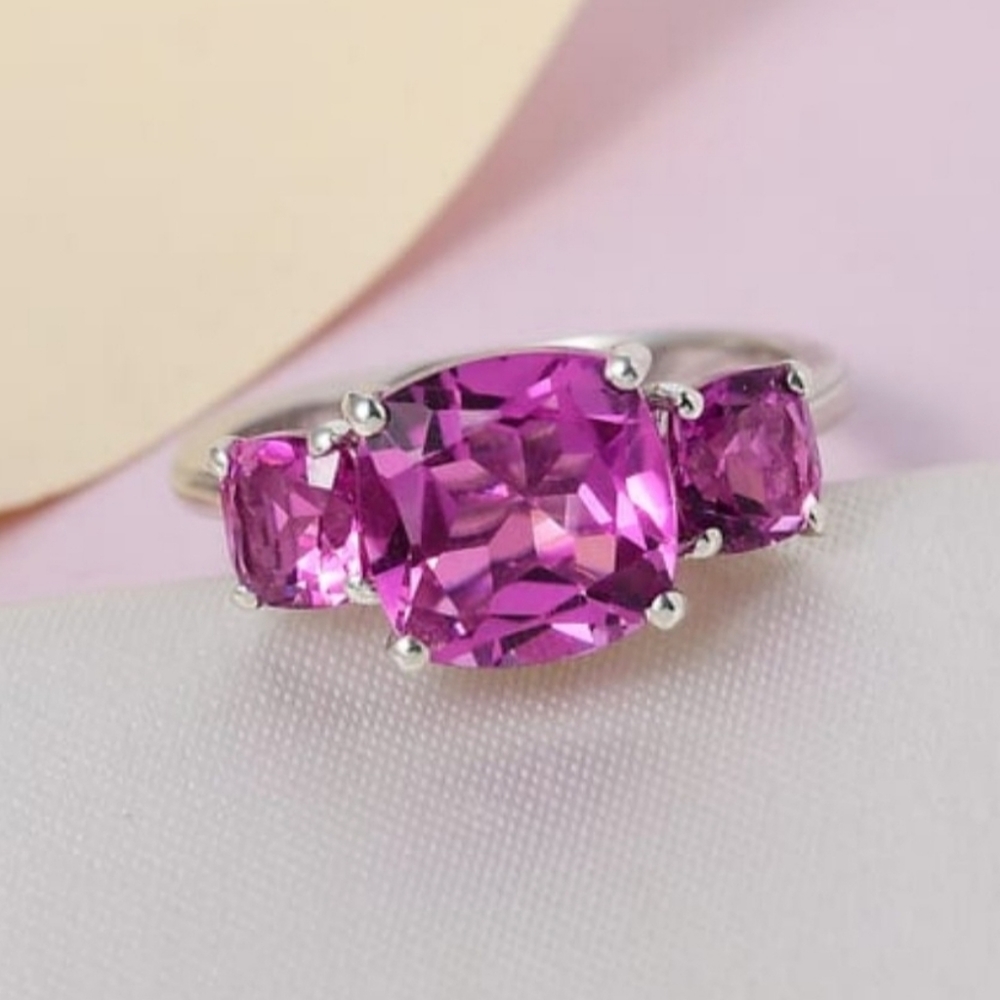 New Majestic African Lilac Quartz in Platinum over 925 Ring Size 7 4.25 Carats